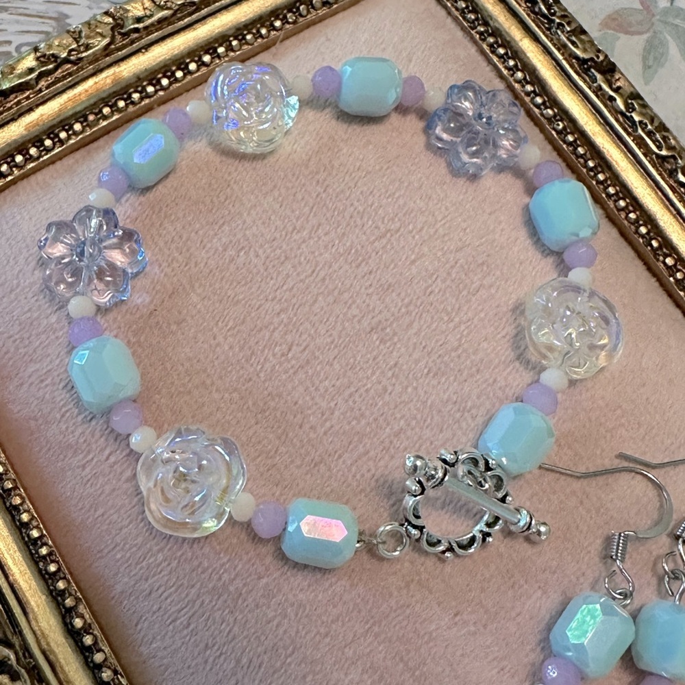 Handmade Bracelet & Earring Set Robins Eggs Blue Lavender Purple Toggle Clasp - Picture 5 of 12